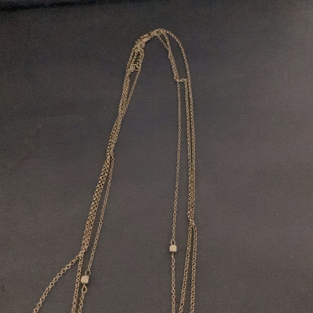 Paparazzi 40 inches silver and red necklace. Never worn. - Picture 3 of 5